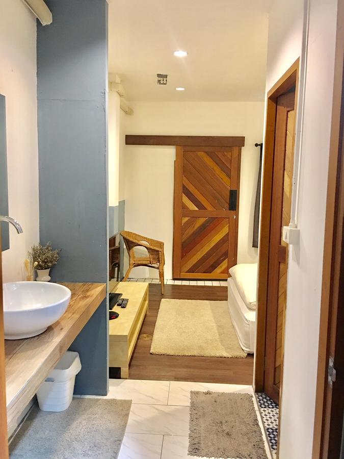 Funwahn Hostel And Cafe チエンマイ エクステリア 写真