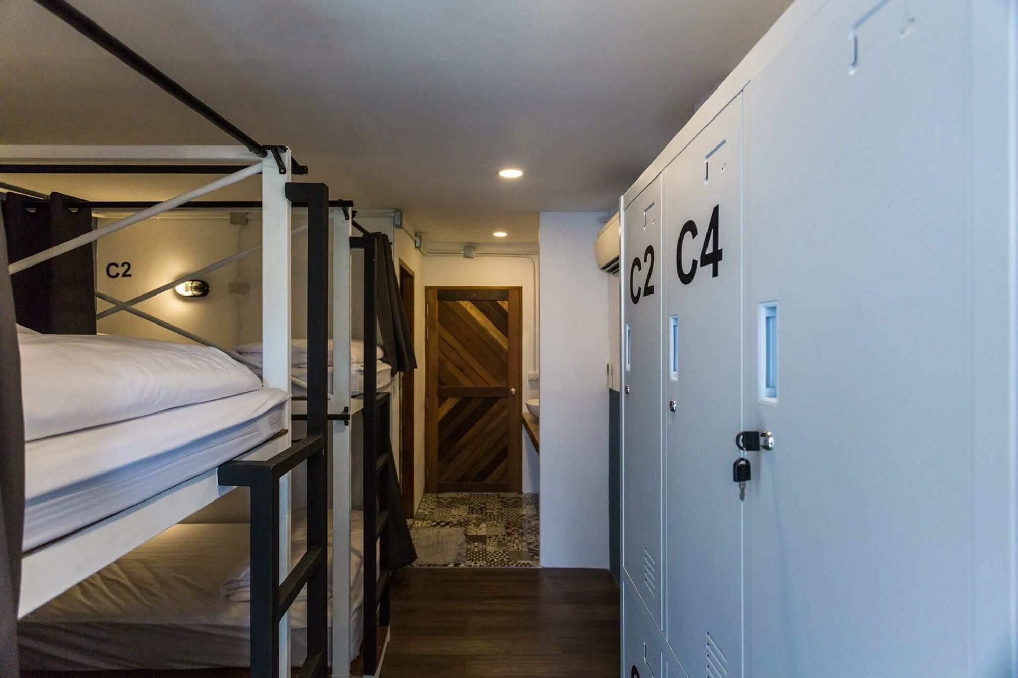 Funwahn Hostel And Cafe チエンマイ エクステリア 写真