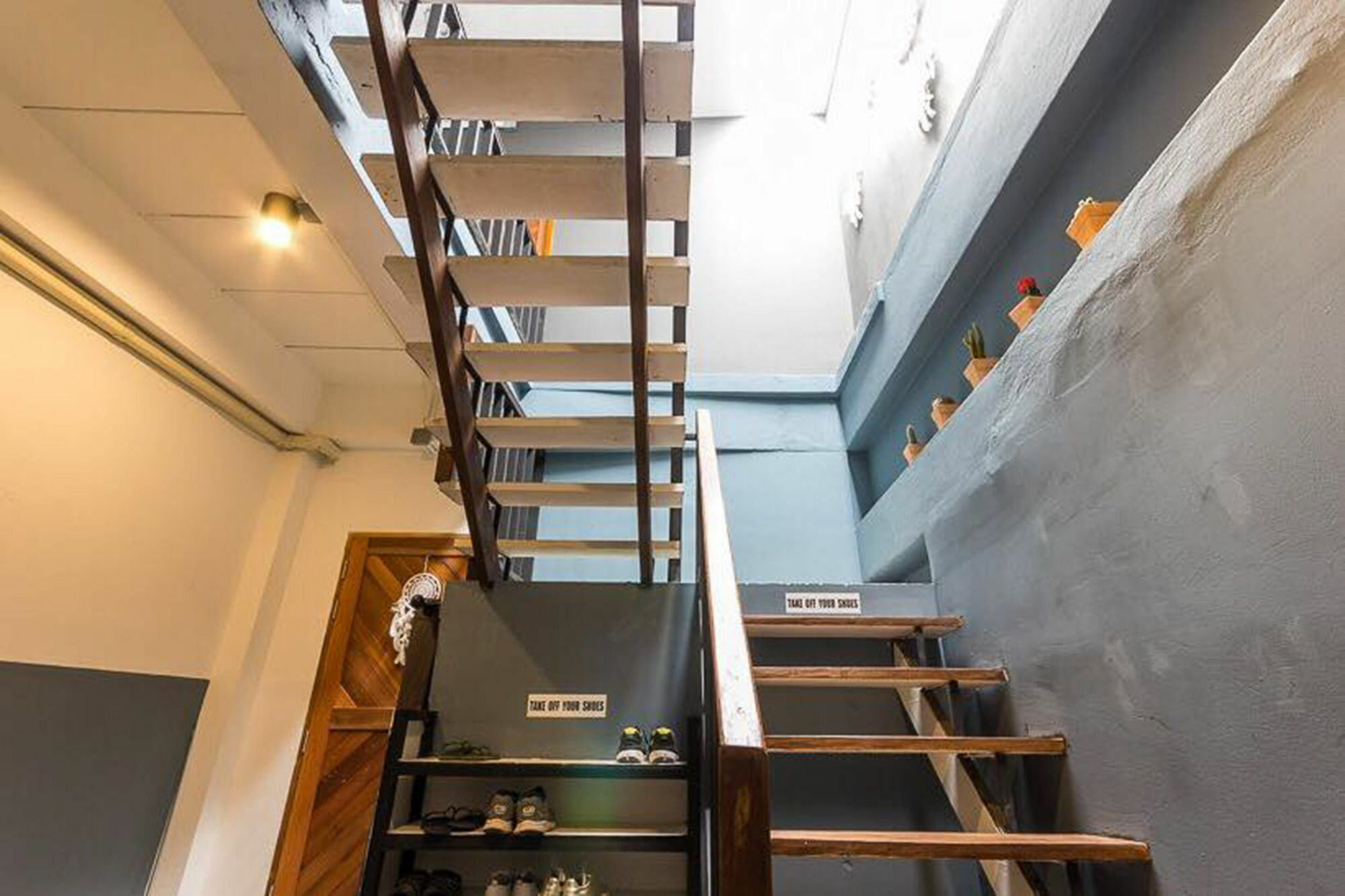 Funwahn Hostel And Cafe チエンマイ エクステリア 写真