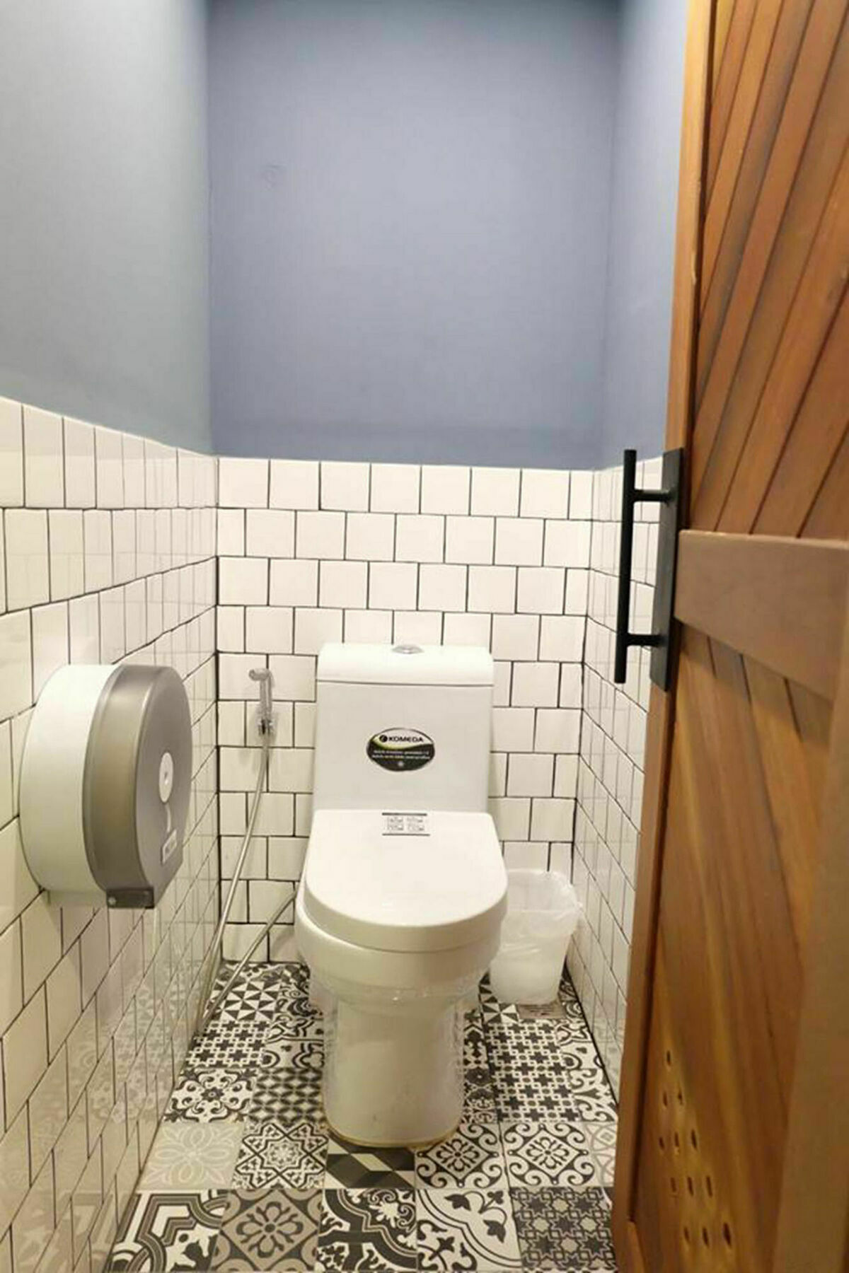 Funwahn Hostel And Cafe チエンマイ エクステリア 写真